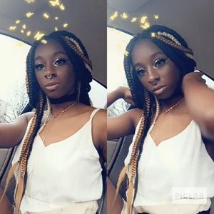 Meet your Posher, Ashia